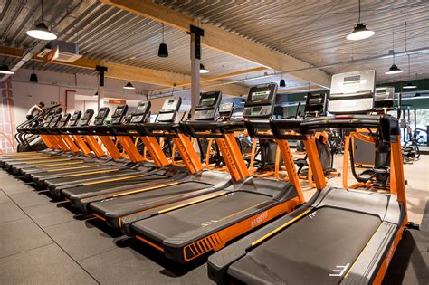 basic fit beringen|Gym Koolmijnlaan 57 Beringen